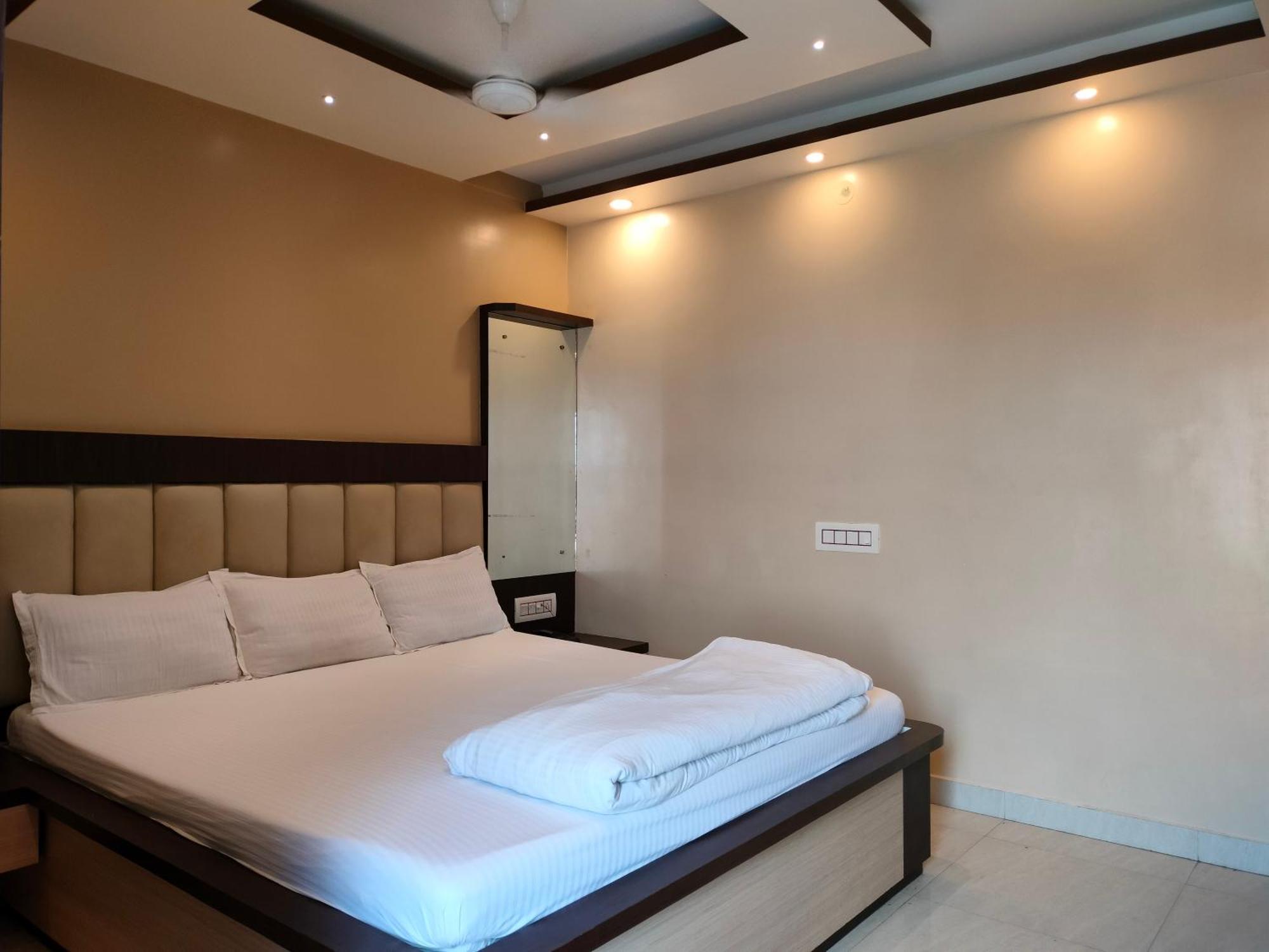 Hotel Binapani Deluxe 1 تارابيث المظهر الخارجي الصورة