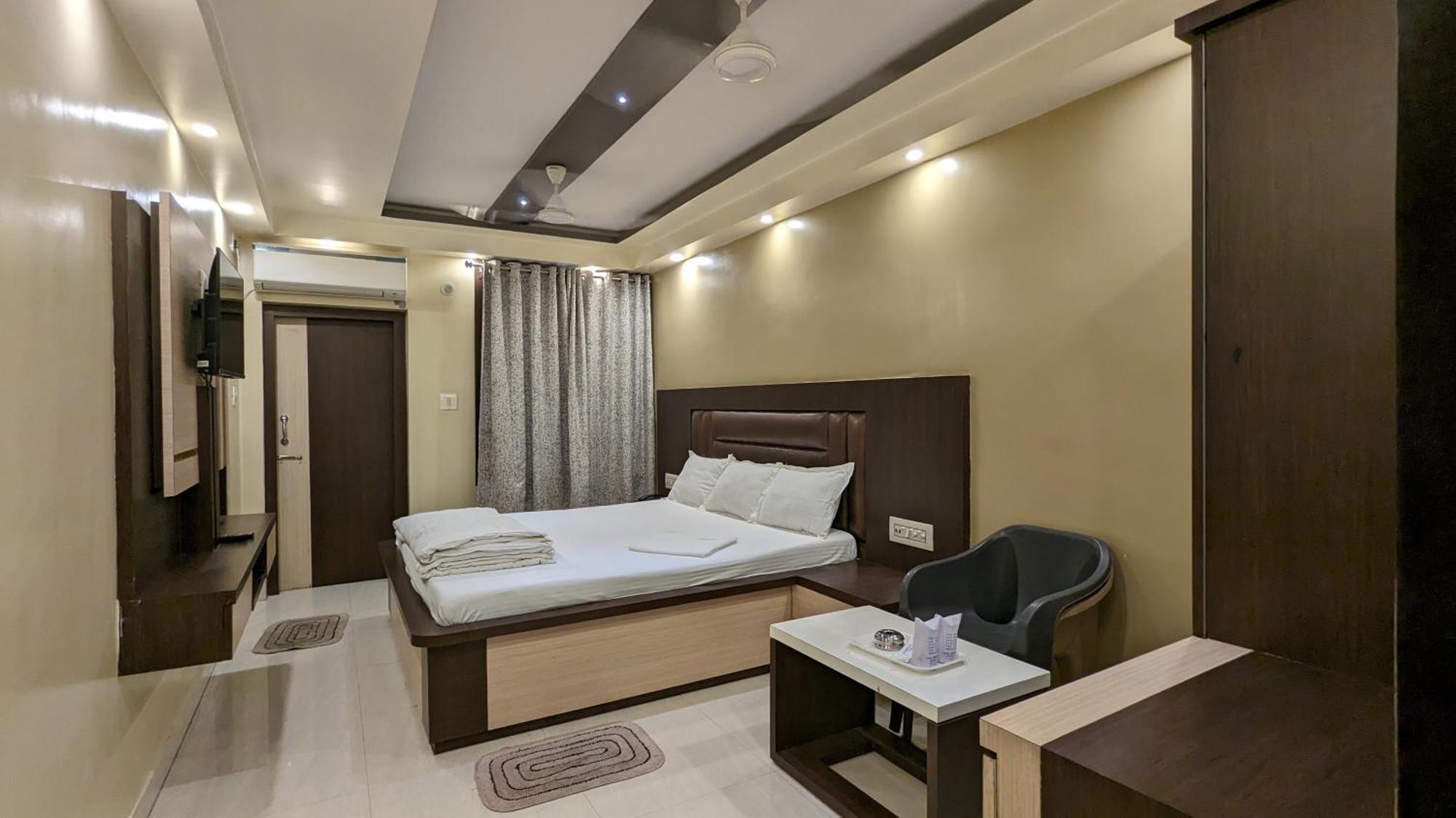 Hotel Binapani Deluxe 1 تارابيث المظهر الخارجي الصورة