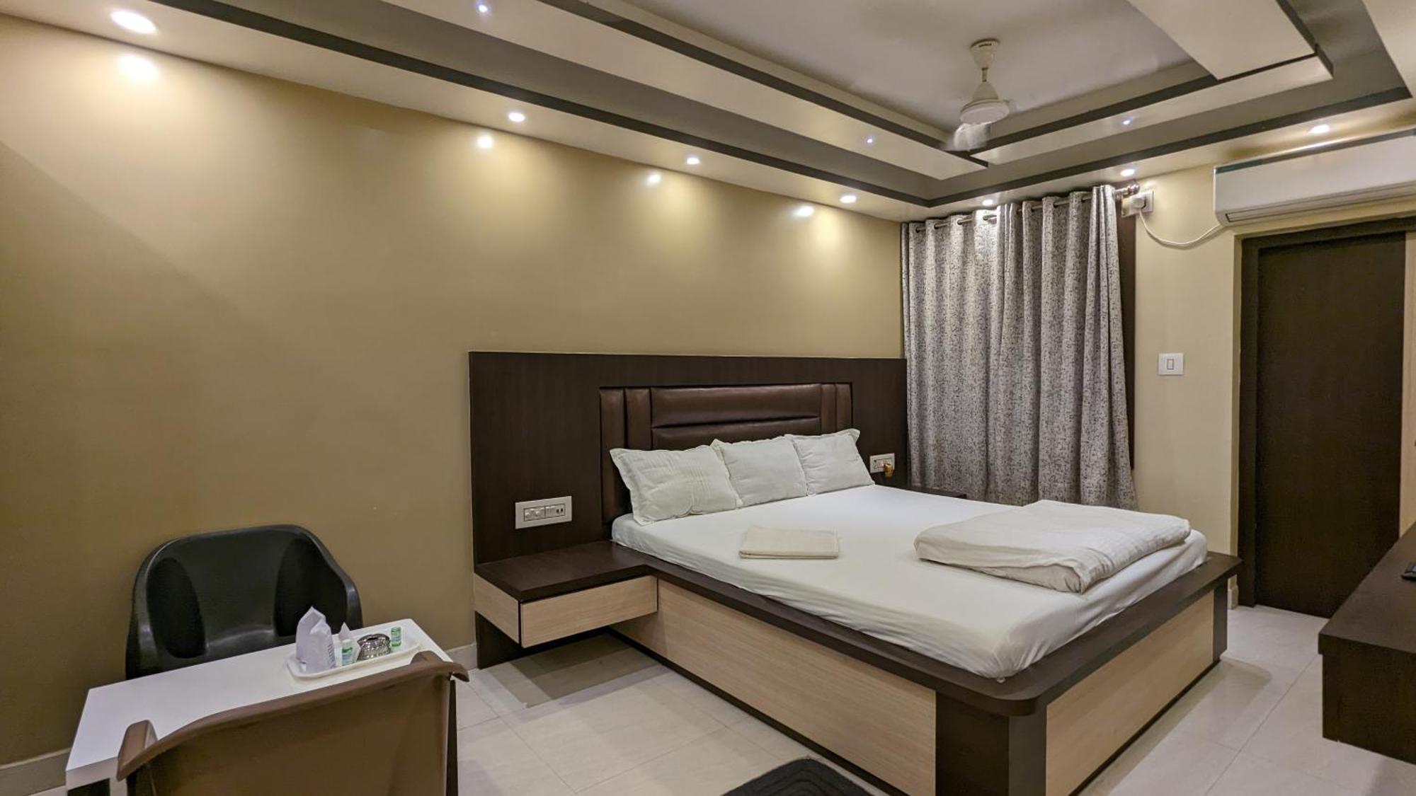 Hotel Binapani Deluxe 1 تارابيث المظهر الخارجي الصورة